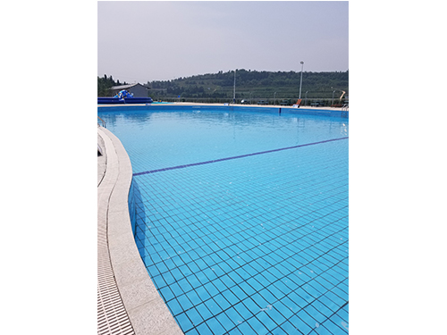 山西阳城度假村游泳池